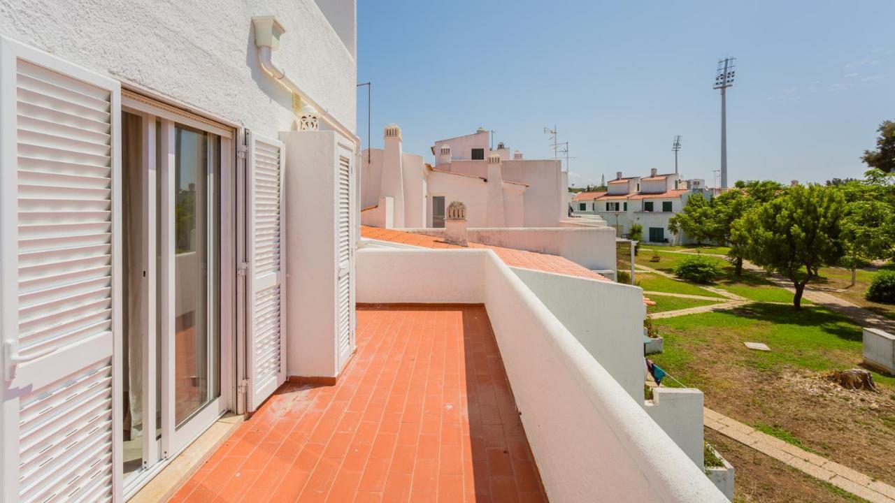 2 Bdr Vilamoura Escape W Balcony By Lovelystay Quarteira Exterior foto