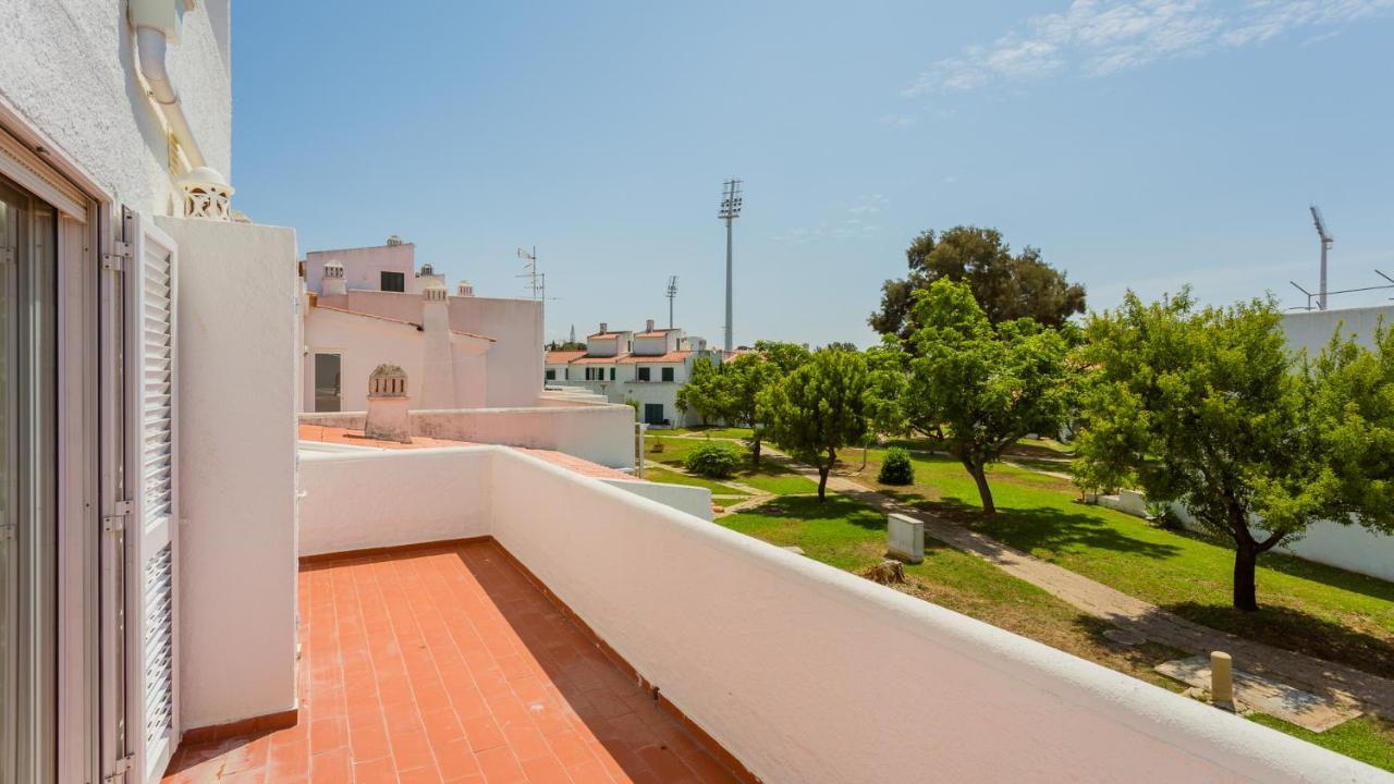 2 Bdr Vilamoura Escape W Balcony By Lovelystay Quarteira Exterior foto