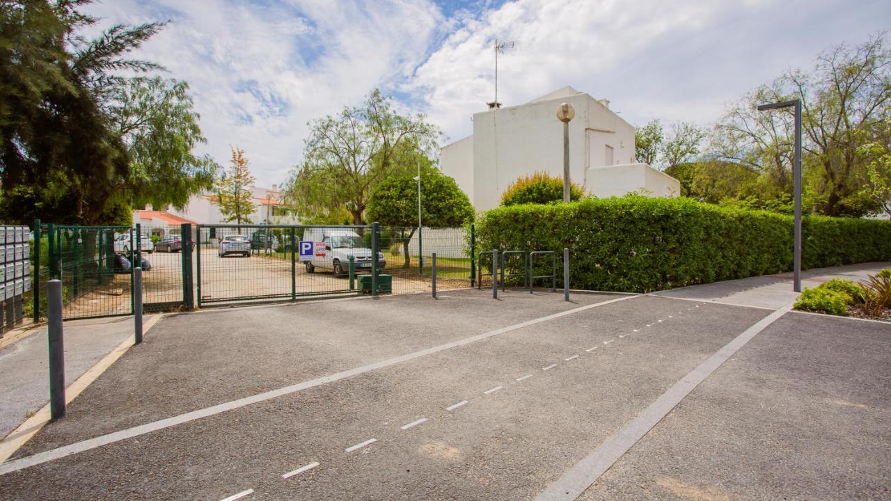 2 Bdr Vilamoura Escape W Balcony By Lovelystay Quarteira Exterior foto