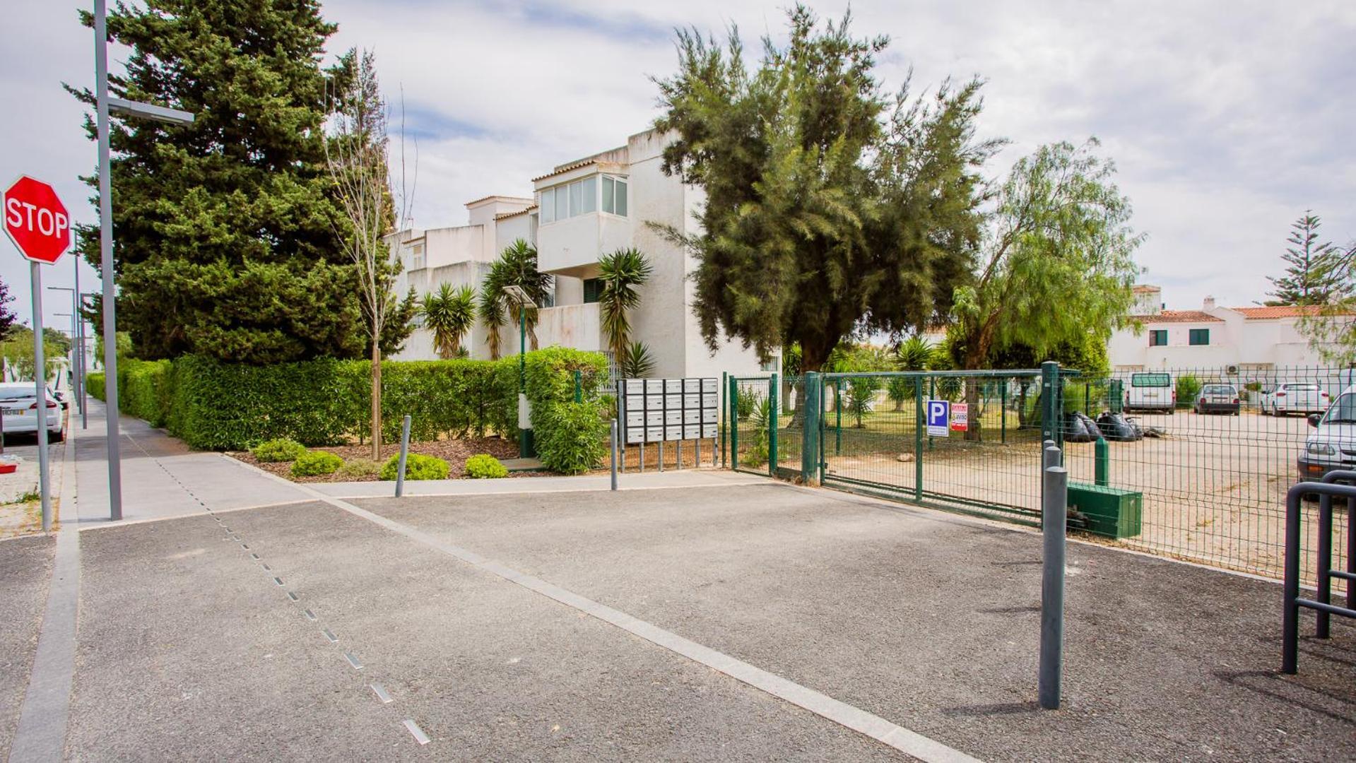 2 Bdr Vilamoura Escape W Balcony By Lovelystay Quarteira Exterior foto